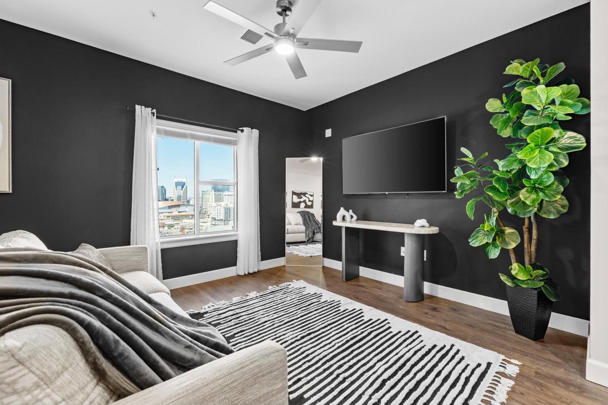 נאשוויל Midnight Manor Penthouse Suite The Gulch מראה חיצוני תמונה