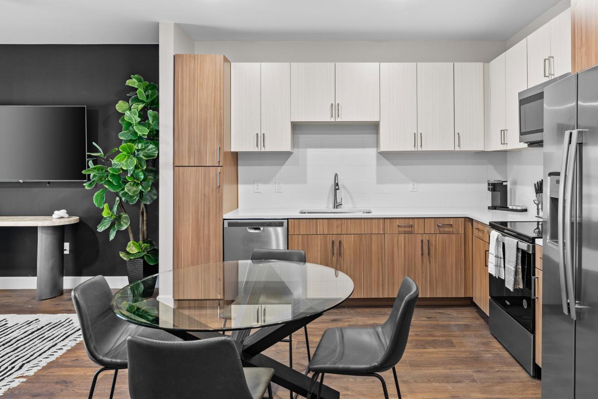 נאשוויל Midnight Manor Penthouse Suite The Gulch מראה חיצוני תמונה